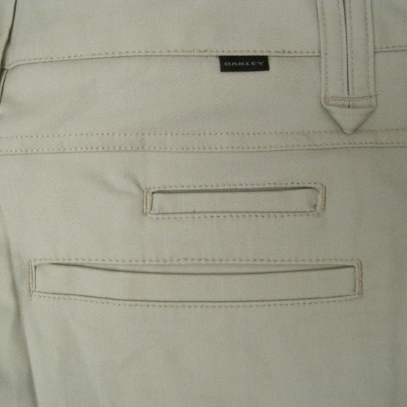 OAKLEY MEN'S KHAKI CASUAL BEIGE SHORT TAN 31 - Picture 5 of 5
